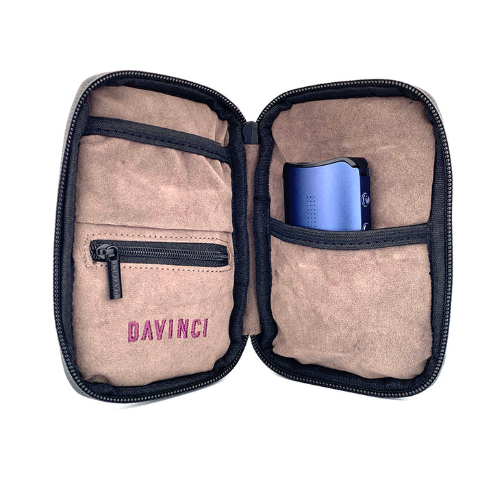 DaVinci soft case open iq c inside
